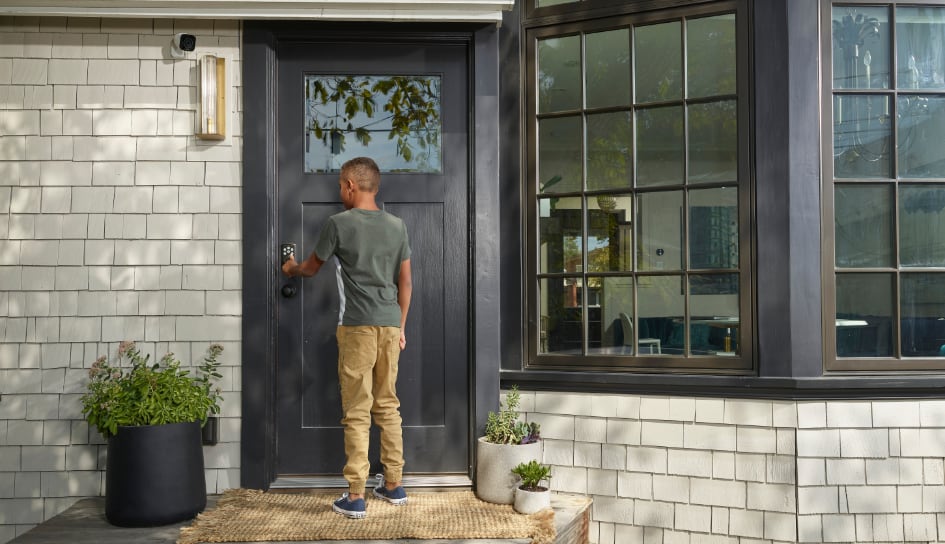 Vivint Smart Lock on home in Santa Clarita